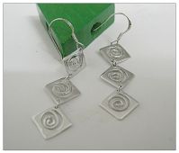 Sell factory huggie earring jewelry