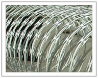 Sell barbed wire(factory)