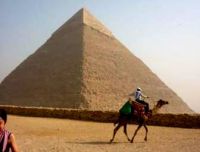 Day tour to Pyramids of Giza