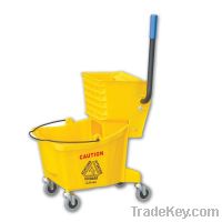 Sell mop bucket with wringer 30L