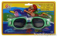 Sell  swimming goggles