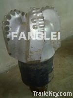 PDC bit for oil well drilling