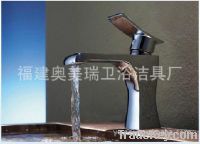 Face basin faucet