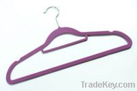 Velvet men hanger with indent position and tie bar