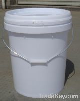 Sell 16L round plastic tub with lid, pail, bucket, paint barrel