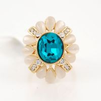 Factory jewelry wholesale gold plating statement ring with opal and blue crystal