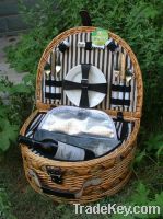 Sell 2 person picnic hamper baskets set HD9904