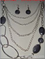 Sell  ---cadena beads necklace and eardrop