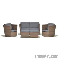 SELL WICKER FURNITURE