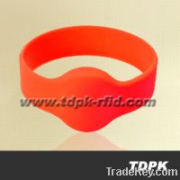 Sell UHF RFID Wristband