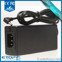 Portable 12W laptop charger