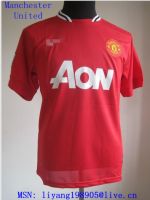 Sell Manchester United Foodball Jerseys And Shorts