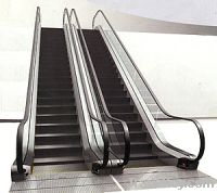Escalator and passenger conveyor/Moving walk