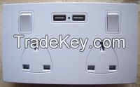 UK standard 3600mA/4800mA USB wall socket (Omy-J6-Bs-23/24)