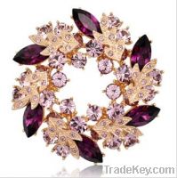Shinning clear crystal flower brooch pin in goldplated party decorati