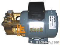 Sell BOMAG spraying water pump for road roller compactor