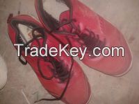 sell  gradeA used shoes 25kg/sack used shoes wholesale