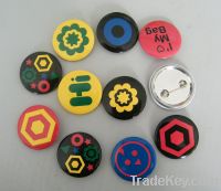 Sell latest pin bagde /tin badge/pin label /button badge /custom pin