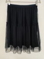 Selling girl's tulle skirt