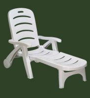Sell plastic pool side /beach chair