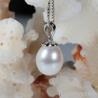 Sell : 18k white gold freshwater pearl pendant necklace