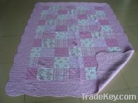 Sell washable cotton quilt, with nice look stichings