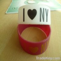 Sell best quality silicone wristband