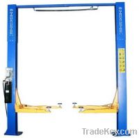 Sell Two post car hoist with CE