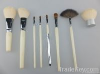 Sell  8pcs Cosmetic Brush Set with Black Case Holder CB05012