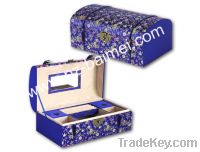 Sell sophisticated jewelry case