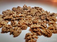 walnut kernel hlaf light