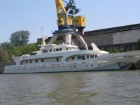 Luxury Steel Yacht 49 m.