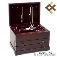 high quality/high class wooden jewelry case