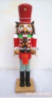 Drum nutcracker