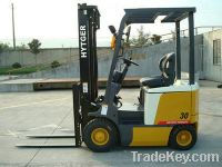 Sell 4-wheel electric Forklift