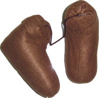 Sell shoe-shaped charcoal bag