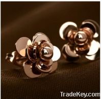 Sell camellia earring , 18k gold plating jewerly