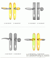 supply high quality and good price door hinge and door lock handle