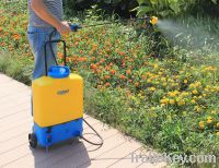 Sell 16l garden battery sprayer with wheels