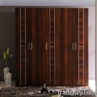 Sell 5-door wardrobe