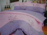 Sell A bed set with 4 pcs emberidery