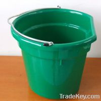 5 Gallon Flat back feed bucket plastic bucket