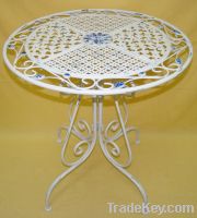 Sell metal iron white antique table furniture garden decor