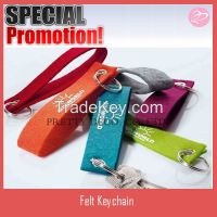 Logo pirnt felt promotional keychain