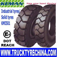 Sell Industrial tire, powertrak solid tire with rim joint (31.5.7....)
