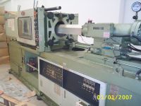 used plastic injection molding machines