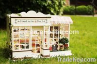 Sell fashion DIY dollhouse, wooden toys