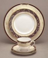 Sell classic dinnerware