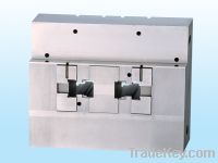 Sell injection mould components