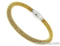 Sell magnetic clasp popular gold plated fashion bracelet